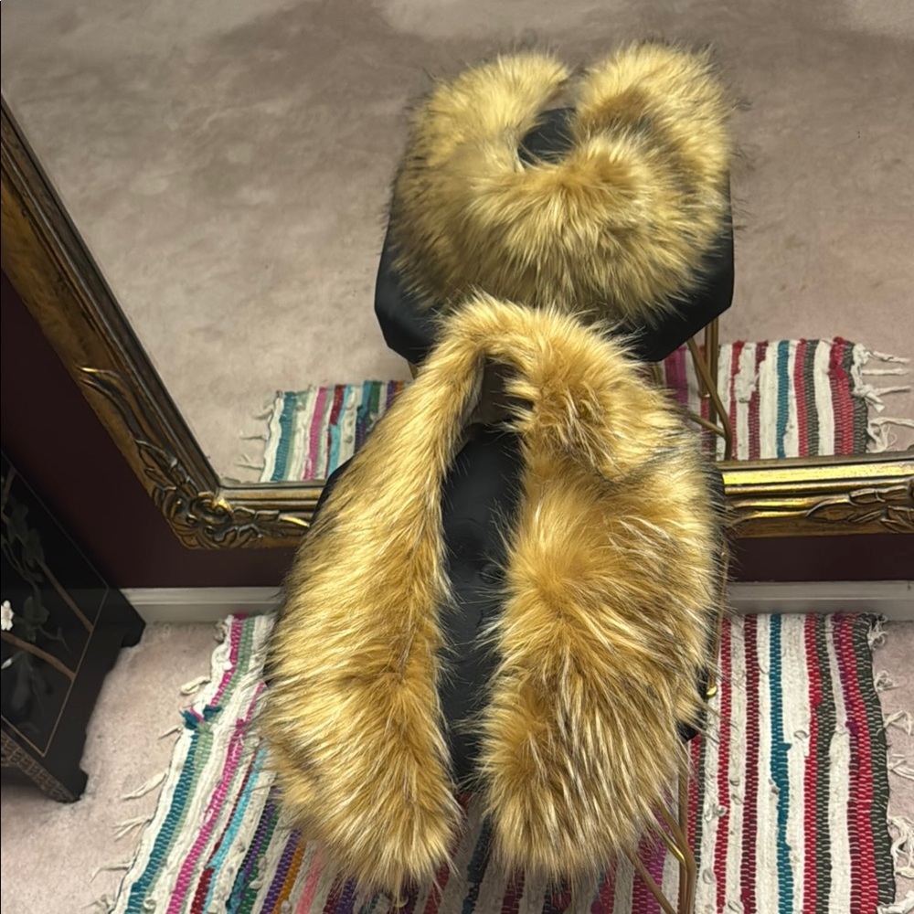Luxurious Faux Fur Scarf